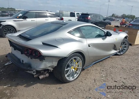 2019 Ferrari 812 Superfast z USA, uszkodzony, nr VIN ZFF83CLA7K0245124